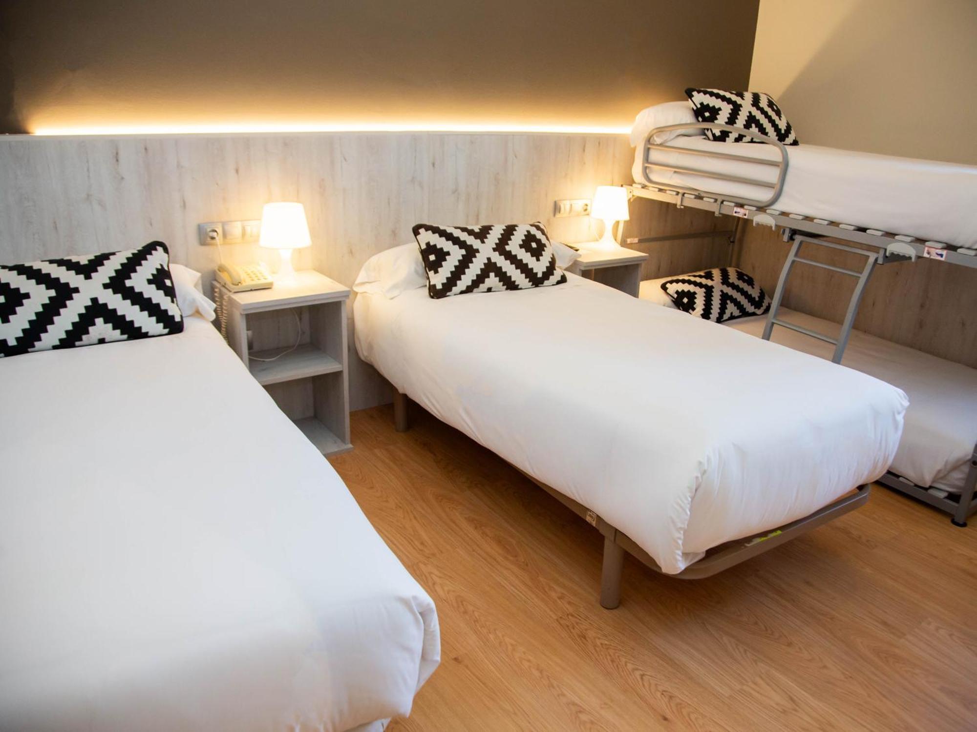 Hotel Restaurante Cadosa Soria Eksteriør billede