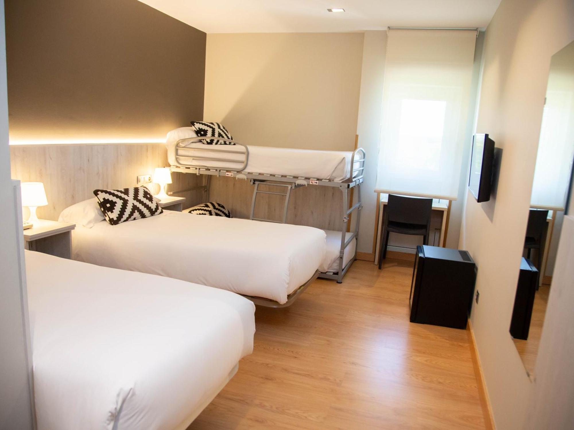 Hotel Restaurante Cadosa Soria Eksteriør billede