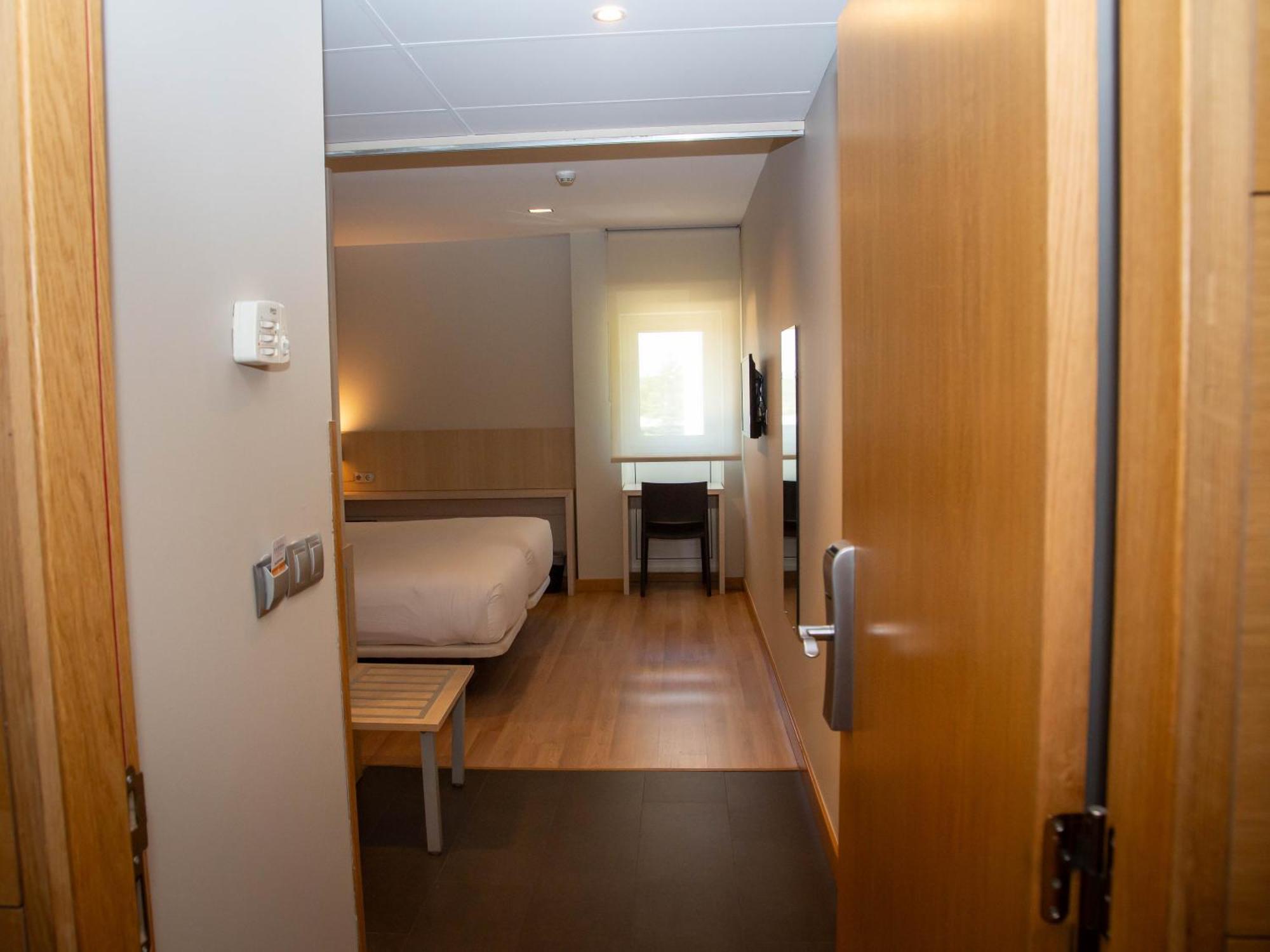 Hotel Restaurante Cadosa Soria Eksteriør billede