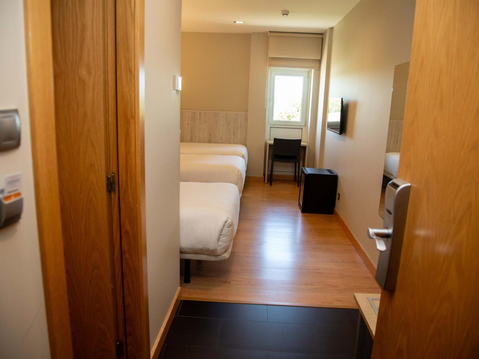 Hotel Restaurante Cadosa Soria Eksteriør billede